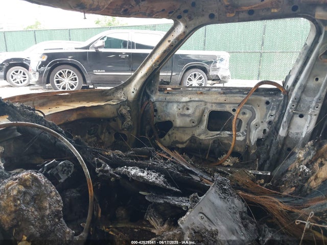 2014 MINI COUNTRYMAN WMWZC5C58EWP38553 Photo 4