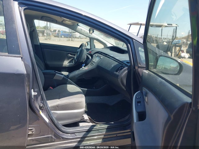 Toyota Prius 2015 JTDKN3DU7F1997803 Image 17