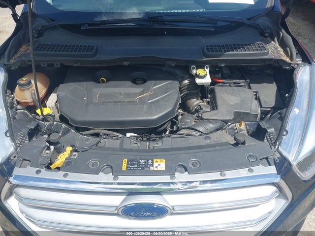 1FMCU0G93HUB04407 Ford Escape