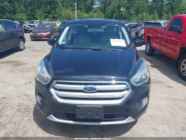 1FMCU0G93HUB04407 Ford Escape