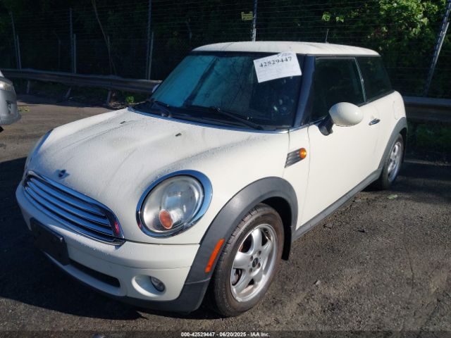 2007 MINI COOPER WMWMF335X7TU63276 Photo 1