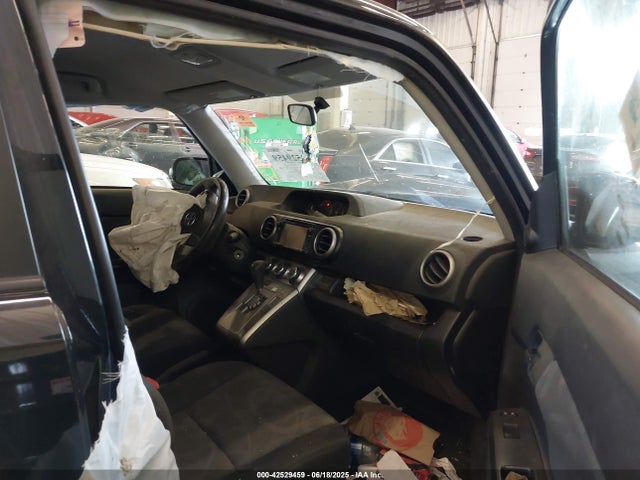 Scion 2az-fe 2014 JTLZE4FE1EJ060152 Image 5