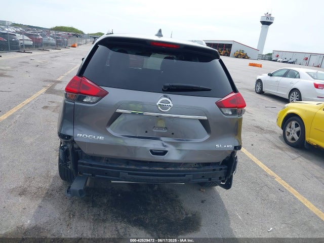 JN8AT2MV9JW300278 Nissan 2018