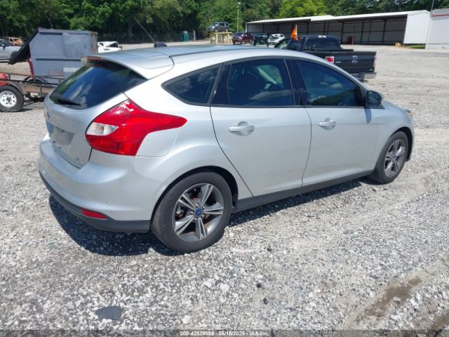 1FADP3K28EL320482 Ford FOCUS SE