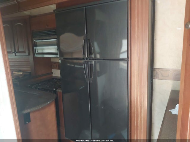 4X4FCRM23BS205444 Forest River Cedar Creek
