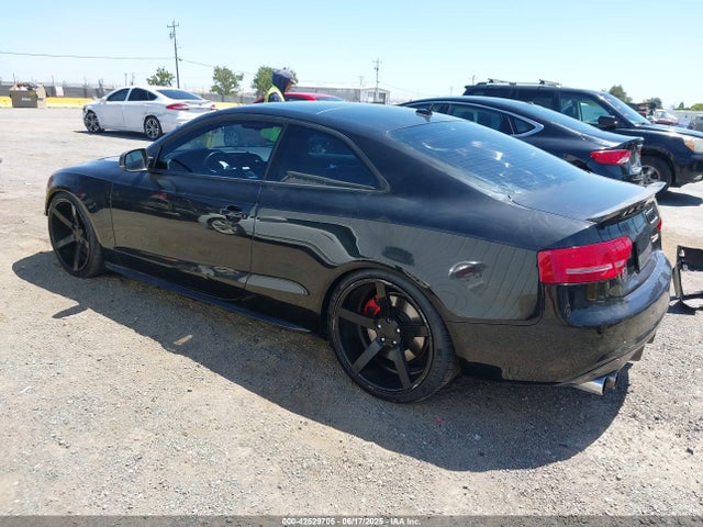 2010 AUDI S5 WAUVVAFR1AA085233 Photo 2