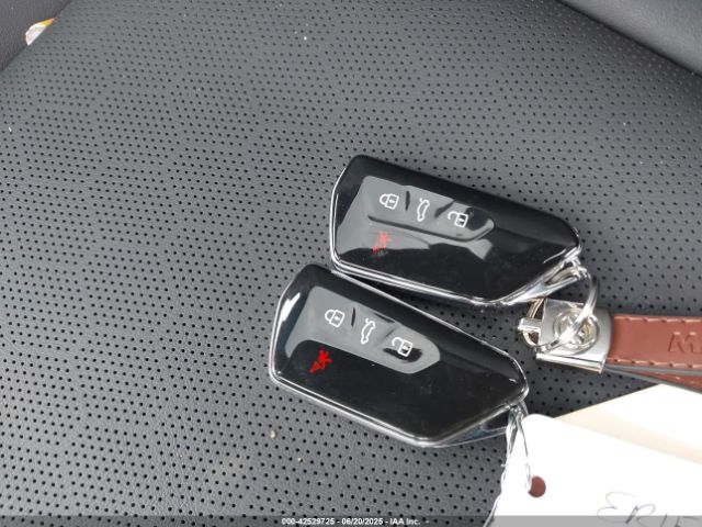 2023 VOLKSWAGEN ID.4 1V2VMPE85PC036338 Photo 10