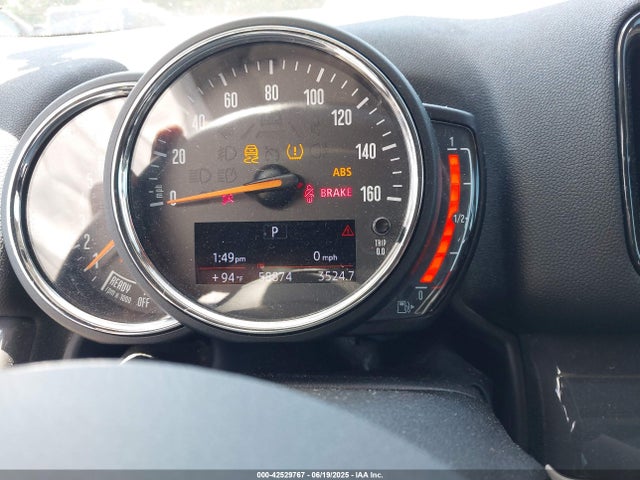 2018 MINI COUNTRYMAN WMZYT5C37J3E59395 Photo 6