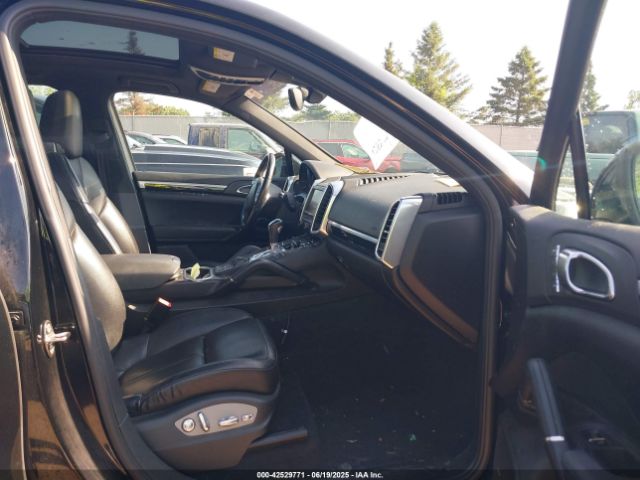 2011 PORSCHE CAYENNE WP1AA2A21BLA08606 Photo 4