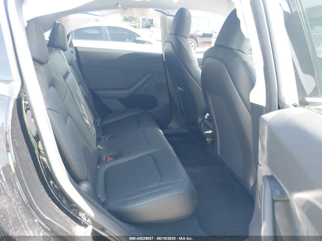 2023 TESLA MODEL Y 7SAYGDEE8PA138813 Photo 7