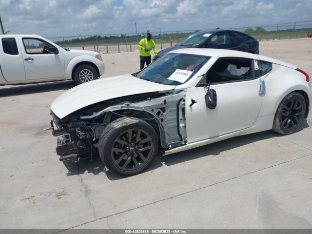 2016 NISSAN 370Z JN1AZ4EH9GM934082 Photo 1