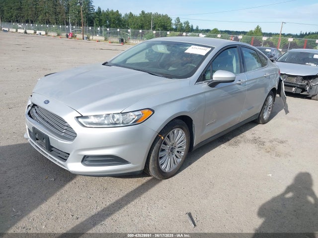 Ford Fusion Hybrid S 2016 3FA6P0UU5GR318005 Image 2