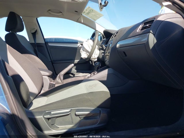 3VW2B7AJ7HM321848 Volkswagen 1.4 tsi