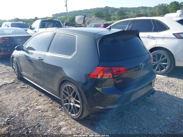 3VWY47AU1FM055562 Volkswagen 2015