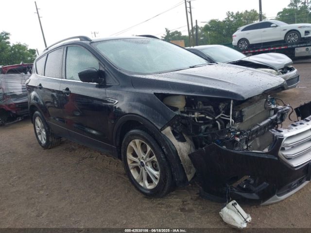 2018 FORD ESCAPE 1FMCU9GDXJUD25453