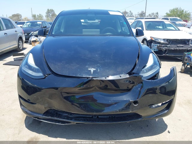 Tesla 2023 2023 7SAYGAEE2PF638323 Image 12