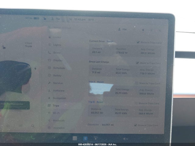 2023 TESLA MODEL Y 7SAYGAEE2PF638323 Photo 6