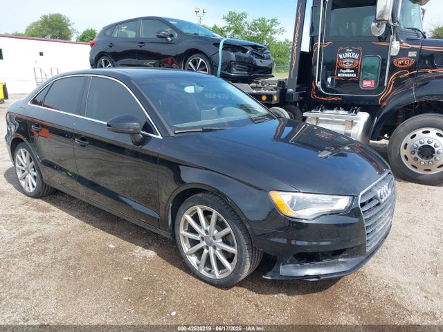 2015 AUDI A3 WAUCCGFF2F1005919 Photo 0