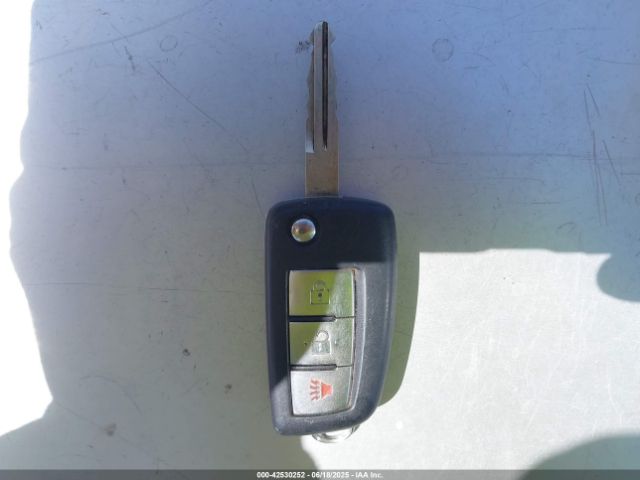 JN8AT2MT5GW008151 Nissan 2016