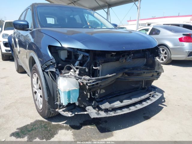 JN8AT2MT5GW008151 Nissan 2016
