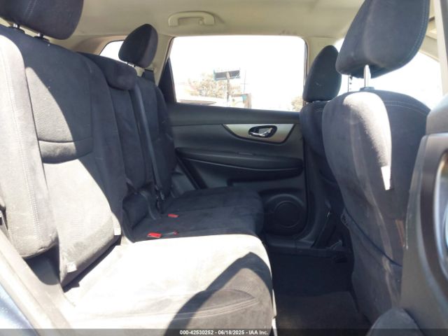 JN8AT2MT5GW008151 Nissan 2016
