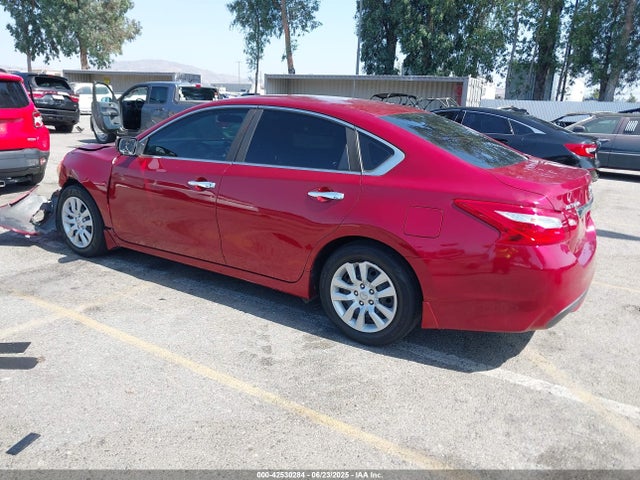 1N4AL3AP2HC496976 Nissan 2017