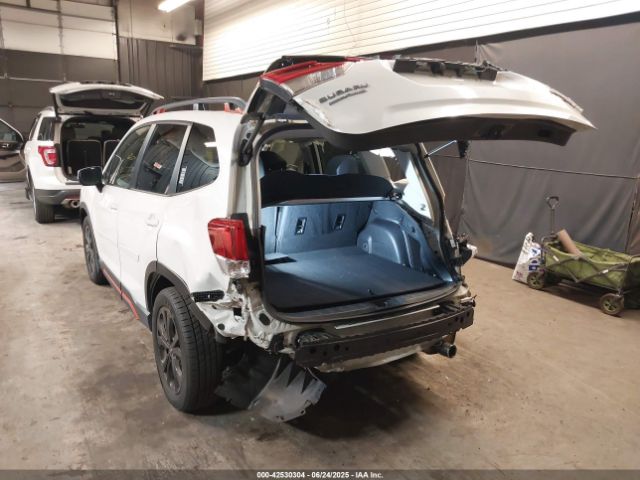 2019 SUBARU FORESTER JF2SKAJC9KH539580 Photo 2