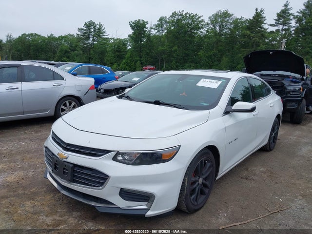 Chevrolet lfv - direct injection, variable valve timing, gen 1 2018 1G1ZD5ST1JF167703 Image 2