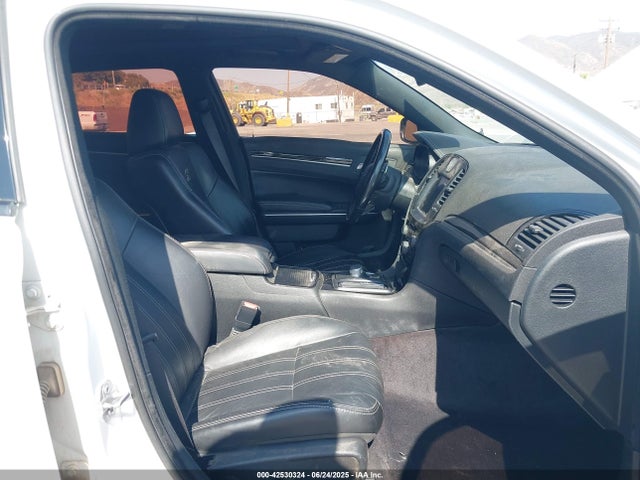 Chrysler 2018 2018 2C3CCABG8JH240225 Image 5
