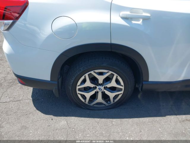 JF2SKADCXPH409956 Subaru na u5
