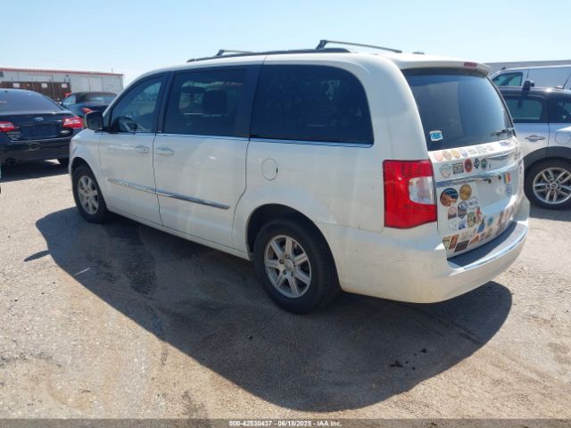 2013 CHRYSLER TOWN & COUNTRY 2C4RC1BG4DR630825 Photo 2