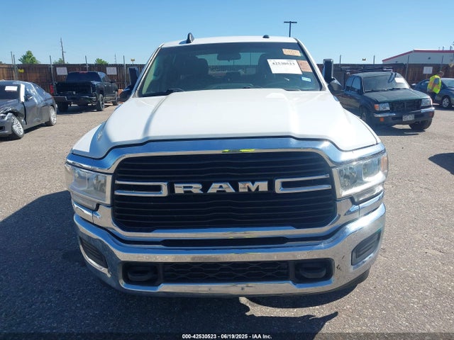 3C6UR5DL4LG159992 RAM 2500
