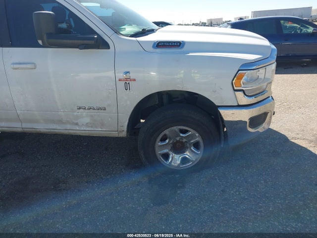 3C6UR5DL4LG159992 RAM 2500