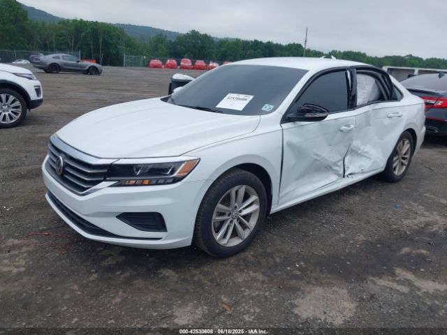 2021 VOLKSWAGEN PASSAT 1VWAA7A33MC014365 Photo 1