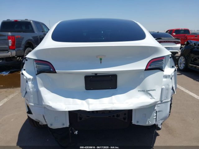 7SAYGDEEXNA014247 Tesla Model Y