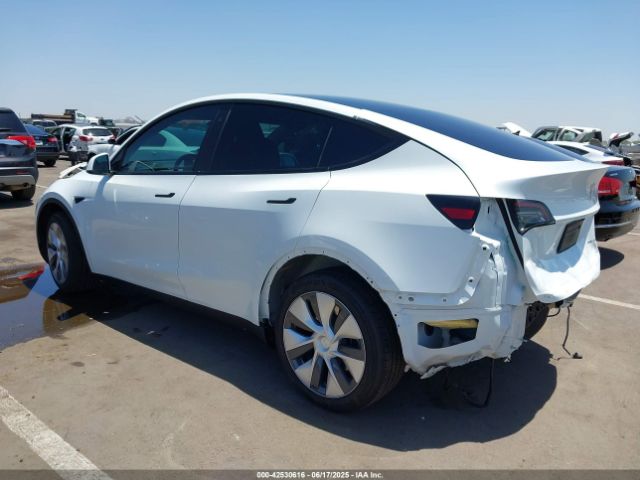7SAYGDEEXNA014247 Tesla Model Y