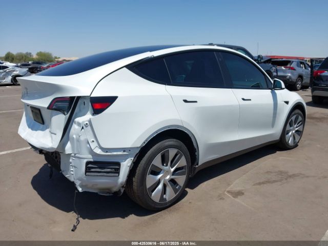 7SAYGDEEXNA014247 Tesla Model Y