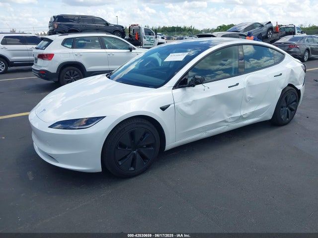 2025 TESLA MODEL 3 5YJ3E1EA7SF897151 Photo 1