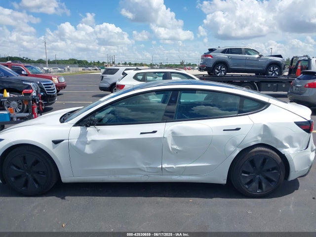 2025 TESLA MODEL 3 5YJ3E1EA7SF897151 Photo 5