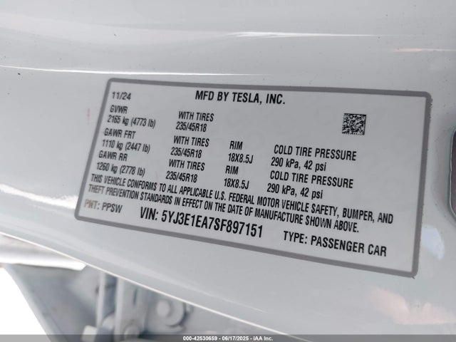 2025 TESLA MODEL 3 5YJ3E1EA7SF897151 Photo 8