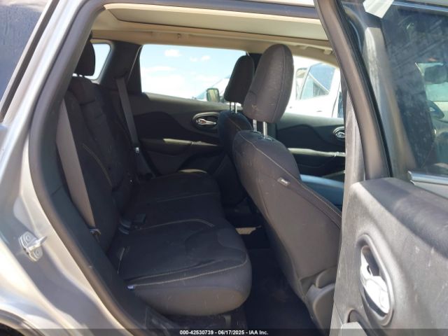 2016 JEEP CHEROKEE 1C4PJMCS1GW300511 Photo 7