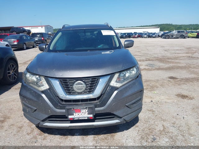 JN8AT2MV9JW311992 Nissan 2018