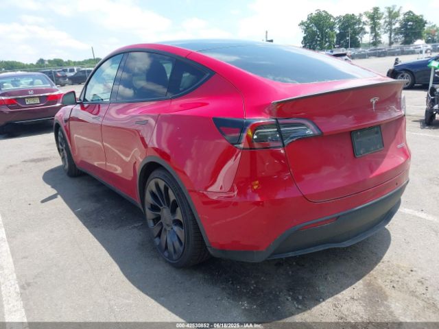 2022 TESLA MODEL Y 7SAYGDEF0NF465537 Photo 2