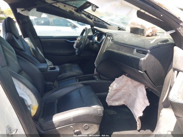 5YJXCBE43JF091247 Tesla MODEL X