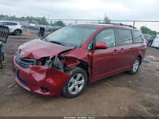 2011 TOYOTA SIENNA 5TDKK3DC7BS154679 Photo 1