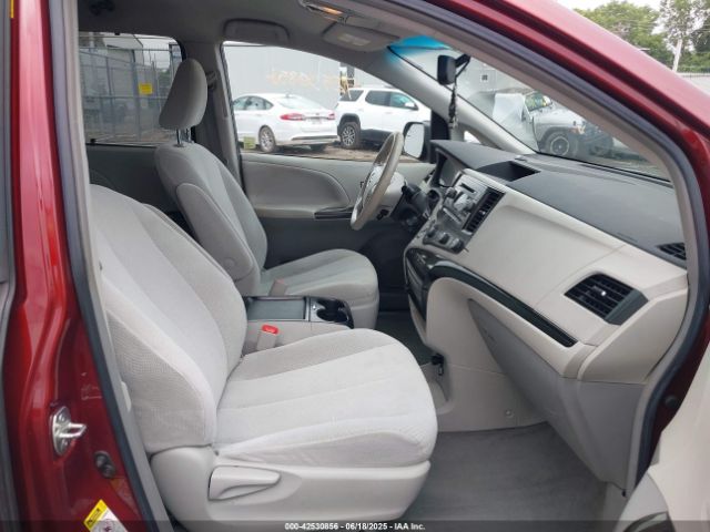2011 TOYOTA SIENNA 5TDKK3DC7BS154679 Photo 4
