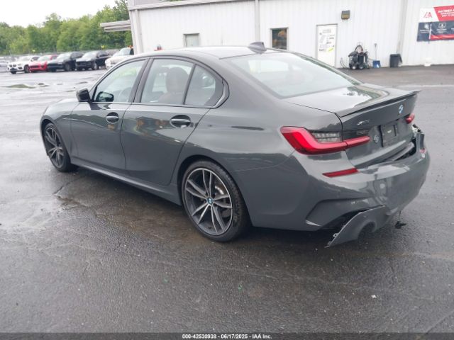 2022 BMW 330I WBA5R7C05NFM16689 Photo 2