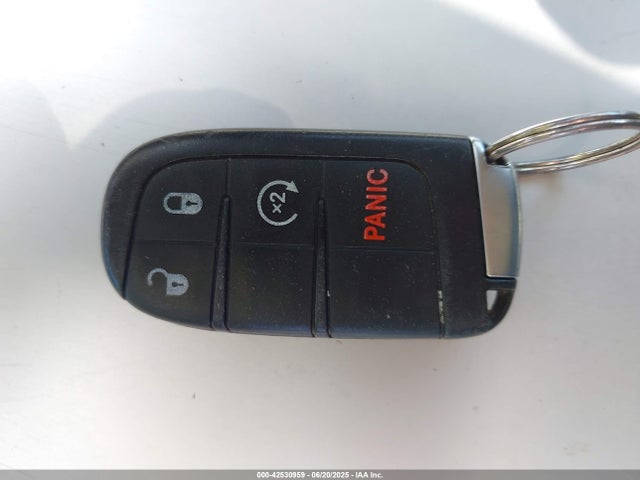 3C4PDDGG4GT242199 Dodge 2016