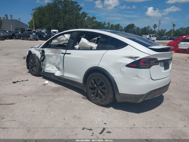 2024 TESLA MODEL X 7SAXCAE54RF449148 Photo 2