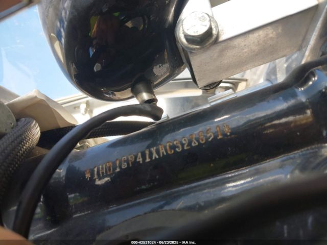 2010 HARLEY-DAVIDSON FXDWG 1HD1GP41XAC328651 Photo 9